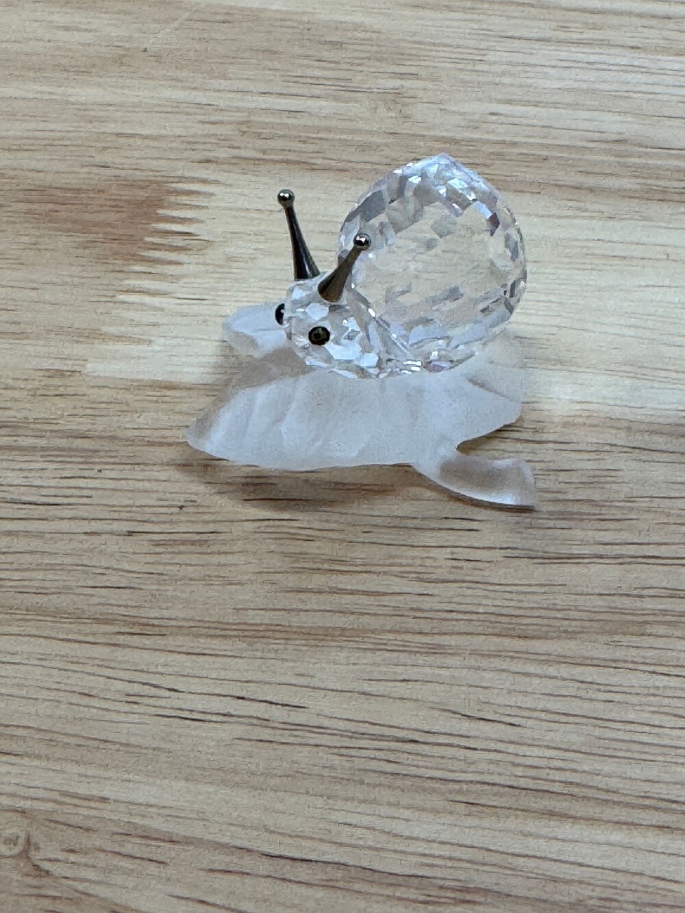 Swarovski Crystal-Snail on Vine Leaf-196501 - RETIRED